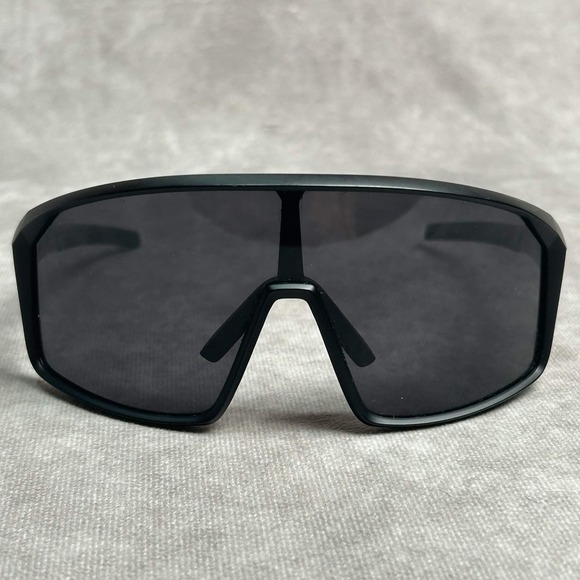 Shady Rays Rival Black  Shield Ri-1 Polarized Sunglasses - Picture 2 of 8